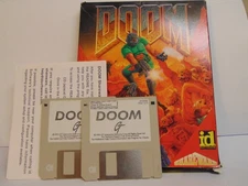 DOOM SHAREWARE 1993 PC 3.5" Diskettes Id Software GT Interactive