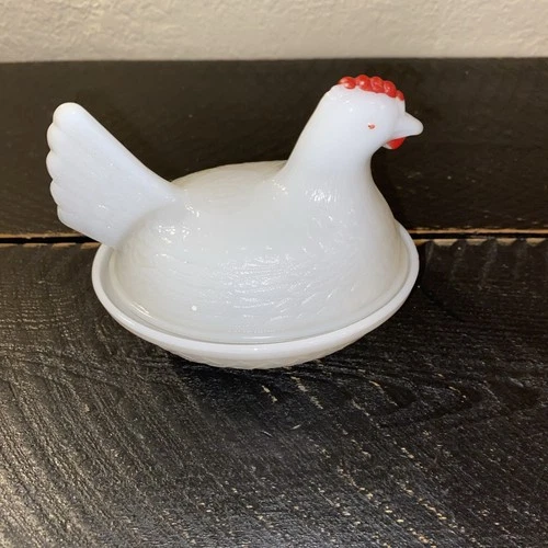 VTG Antique Hen on a Nest, Hazel Atlas Milk Glass 1930s Salt Cellar /Candy Dish
