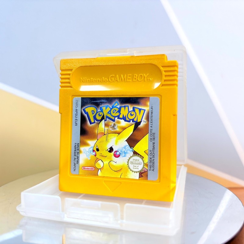 Pokemon Yellow Version Special Pikachu Edition Nintendo Game Boy Game Cartridge