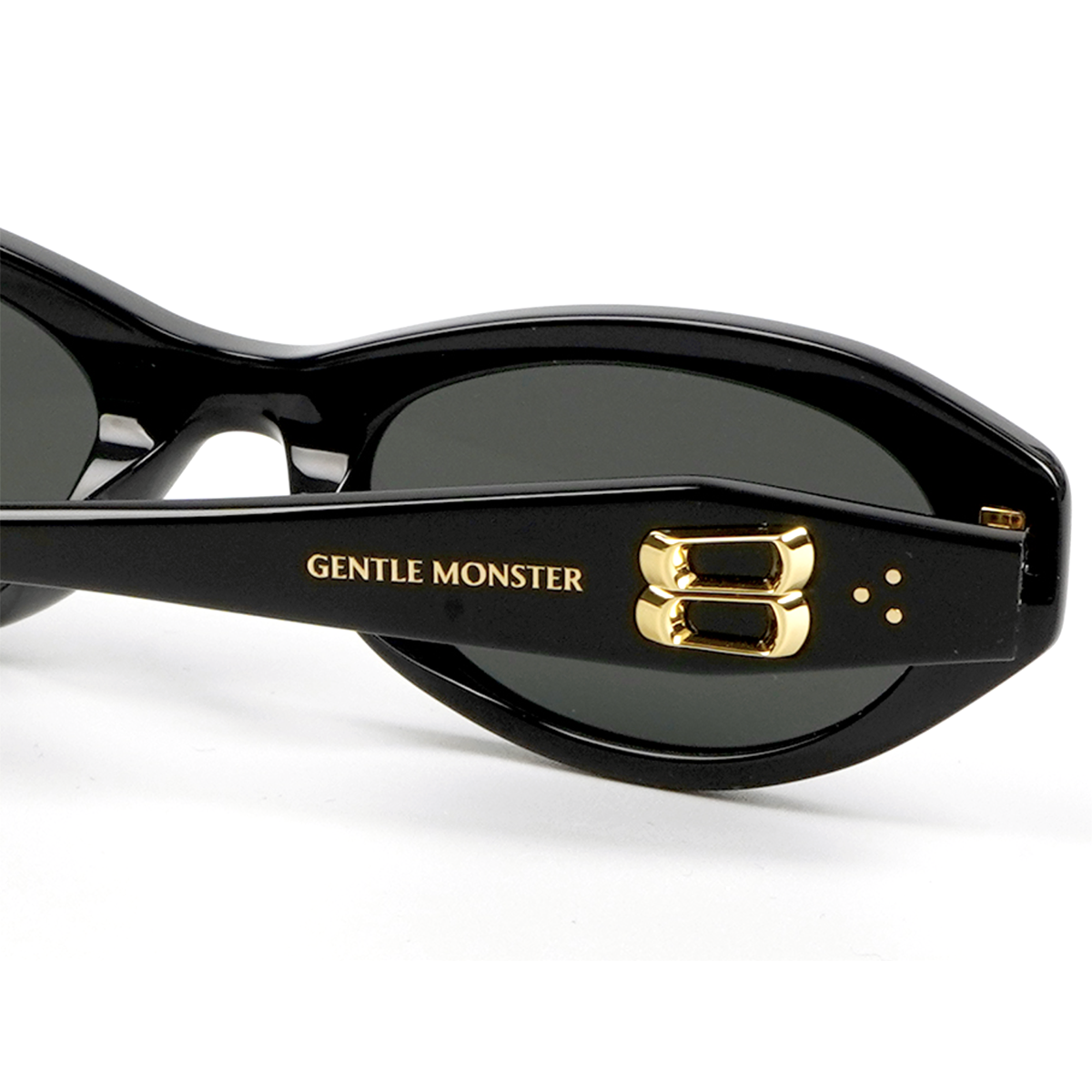 gentle monster サングラス　vamp Gentle Monster Vamp oval-frame Sunglasses | Black | FARFETCH