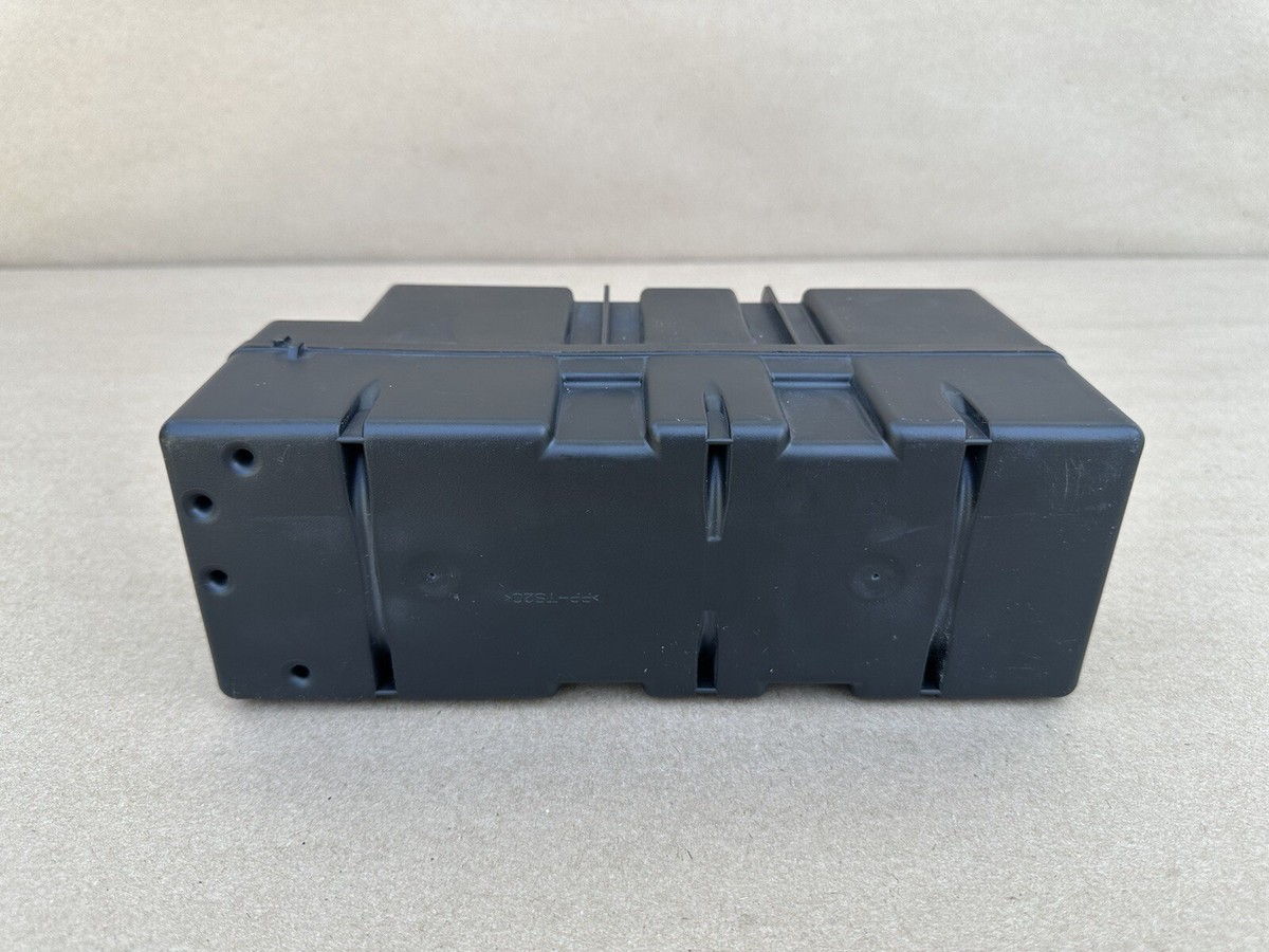 03-12 Mercedes R230 SL500 SL55 SL550 SL600 Door Lock Vacuum Pump