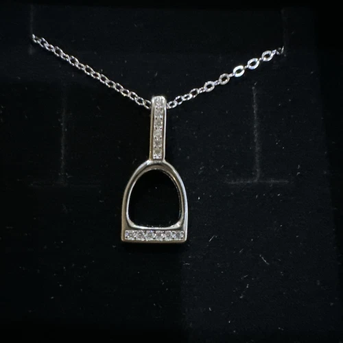 AWST INT'L STERLING SILVER STIRRUP NECKLACE