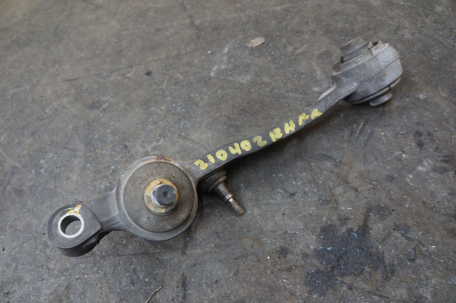 Front Right Lower Suspension Control Arm 31122180523 Rolls Royce Phantom 2003-17