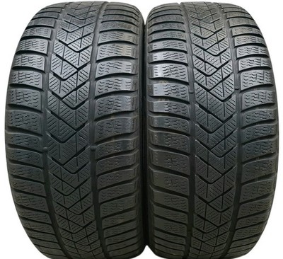 2 x 235/45 R18 94 V Winterreifen PIRELLI Winter Sottozero 3 Seal Inside 5,5mm