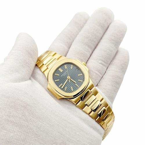 Men's Patek Philippe 37mm Nautilus 3800 - 18K Yellow Gold Watch with Blue Dial. - Picture 9 of 24