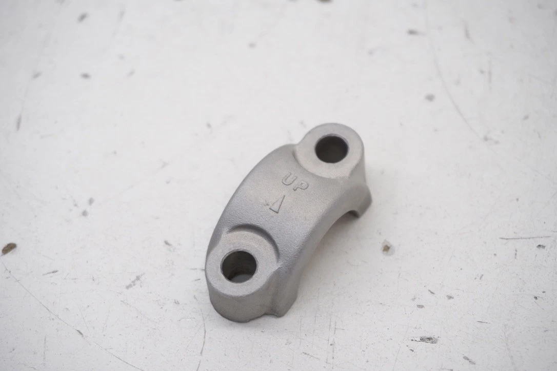 CRF250R CRF450R Master Cylinder Holder OEM Bar Clamp 45517-GW0-751 Honda CRF M11