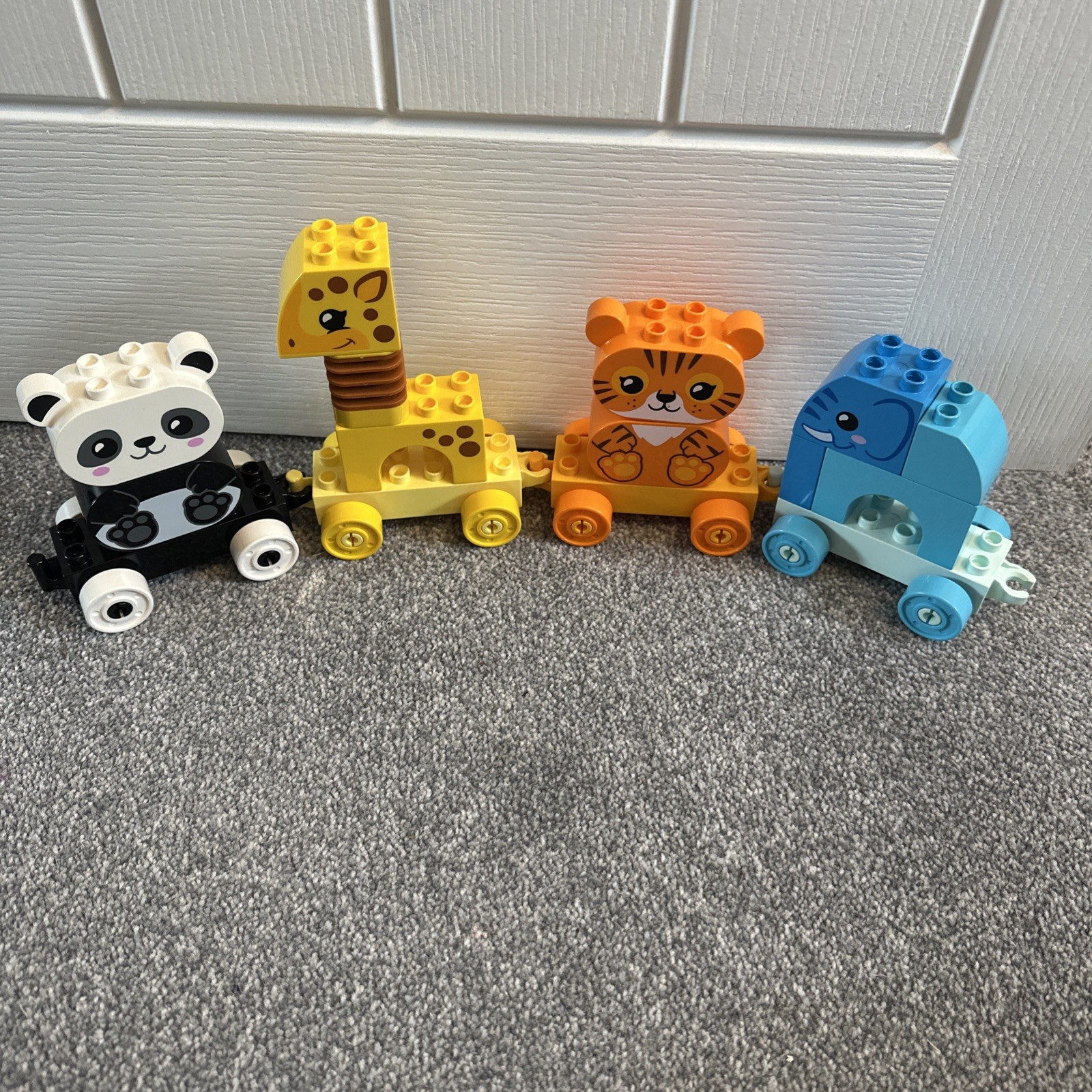 LEGO DUPLO 10955 Animal Train Complete* No box, Manual or idea cards GC