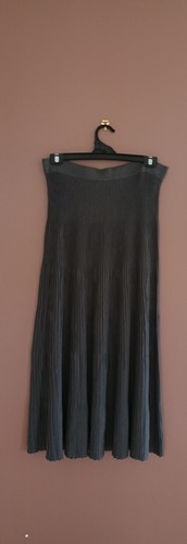Capture ribbed knit skirt colour iron size 14 - Picture 2 of 6