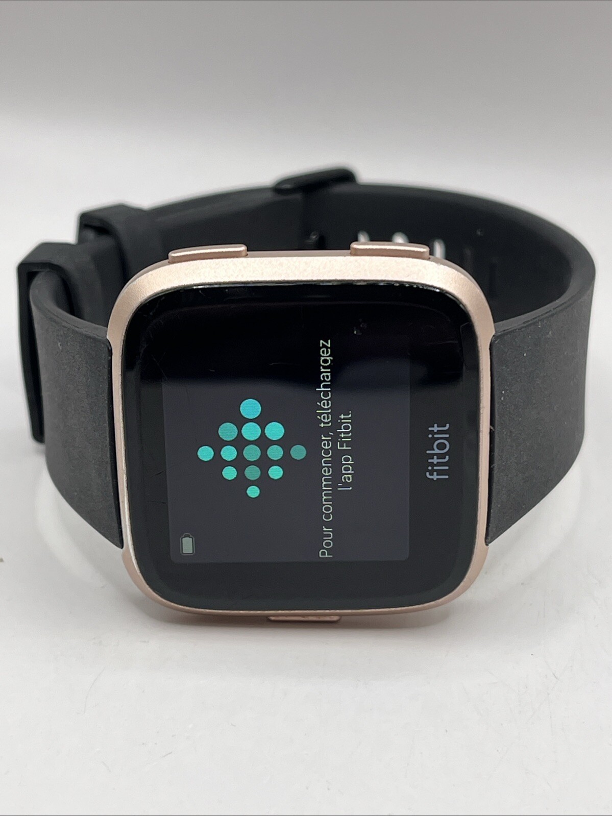 Fitbit Versa Rose-Gold Smartwatch with Black Band and Charger-image