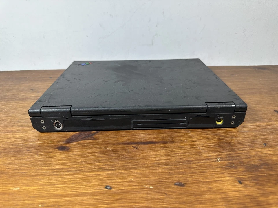 IBM Thinkpad 600 Laptop Windows 95 No power on AS-IS - Image 4 of 4