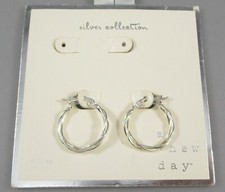 NwT A NEW DAY Twisted Hoop Post Hinged Earrings 112R