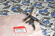 OEM Honda 3-4 Shift Fork for 6 Speed K20 Transmissions K20a K20a2 K20z1 K20z3