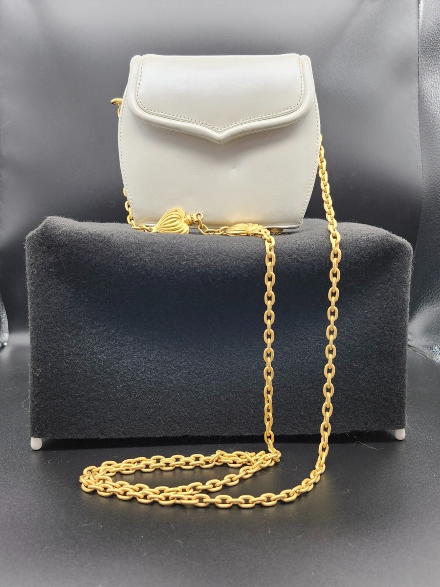 Vintage 1993 Vicenza Patten Leather Sling Bag Vicenza | Bags | Vintage 993 Vicenza Patten Leather Sling  main image 3