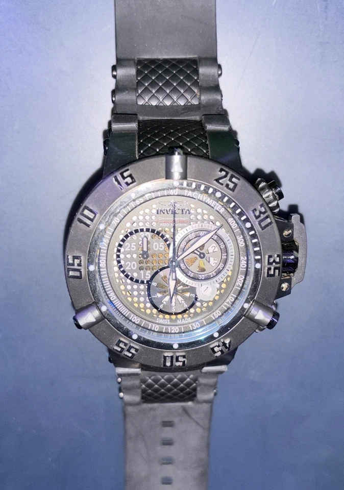 ¡Reloj cronógrafo suizo de titanio Invicta Subaqua Noma III 6043! ¡PESADO! COMO NUEVO Foto 3 de 4