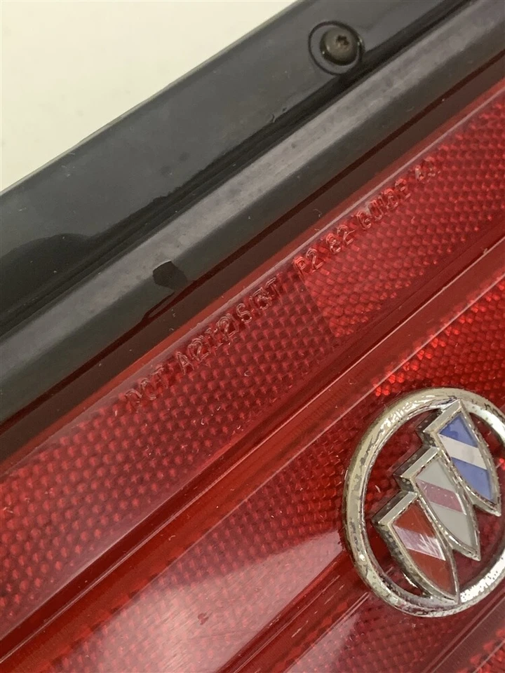 USED 1983 Buick Skyhawk ex. SW LH Tail Lamp Light 05973643 - Изображение 3 из 4