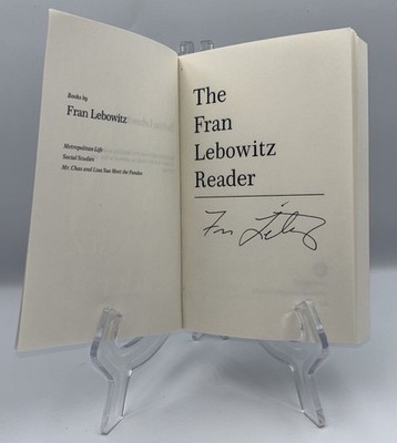 FRAN LEBOWITZ SIGNED AUTOGRAPHED THE READER PAPERBACK SIGNED ON TITLE PAGE 4