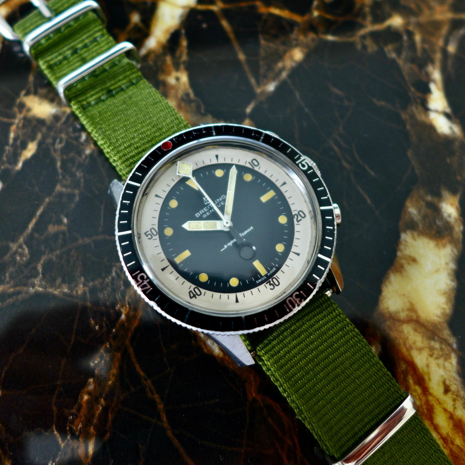 A Rare Vintage 1960s Breitling Superocean "Slow Chrono" Divers Watch Ref. 2005 image 2