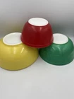3-pc Vintage Pyrex Nesting Mixing Bowls 404, 403, 402