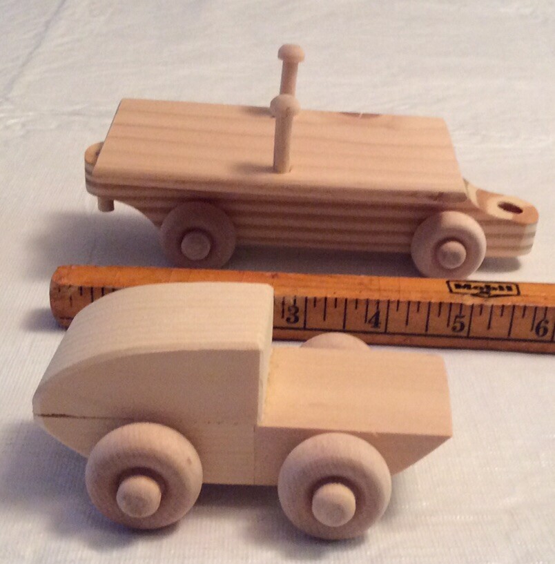 Handcrafted Childs Wooden Toy Train Set of 4  Pieces Genuine Wood New 23” Long