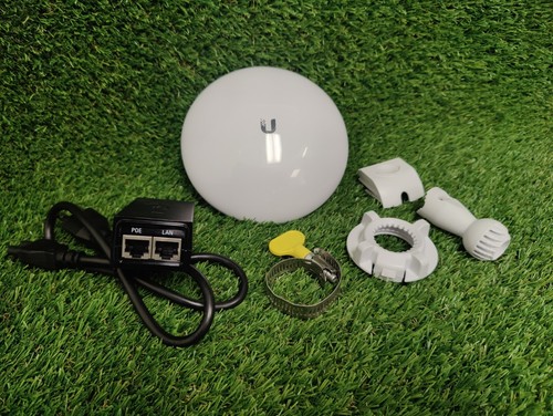 Ubiquiti Networks NBE-M5-16 NanoBeam 5GHz Wireless Access Point w/ PoE, Clamp - Picture 1 of 11