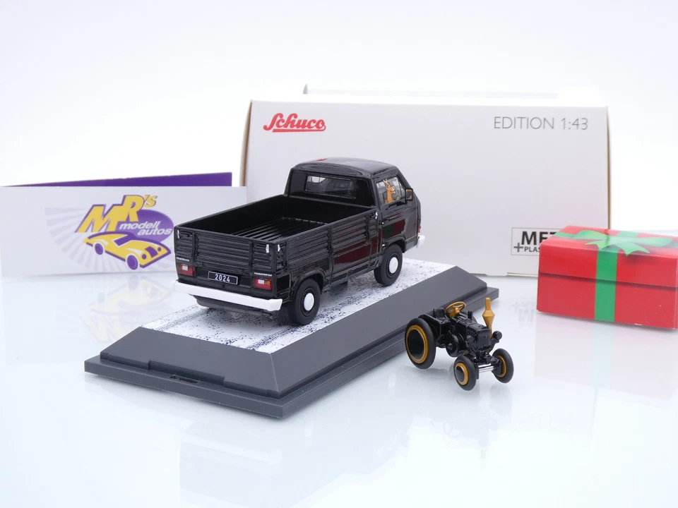 Schuco 03763 # VW Bus T3a Pritsche mit Piccolo " Christmas Edition 2024 " 1:43 - Bild 4 von 4