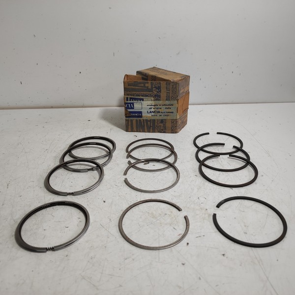 Serie Ringe Kolben Magg. 0,6 Fiat 127 - 850 - Uno - Panda Original 1900935-image