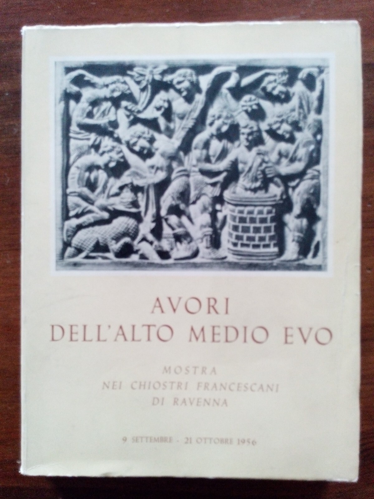 Foto 1 di 10
