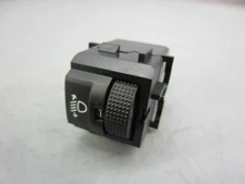 Peugeot Traveller 2.0 HDI switch 98095437ZD height adjustment headlight