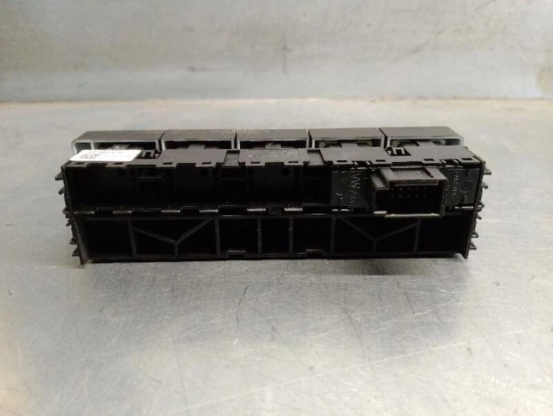 5E1927132M interruptor para SKODA OCTAVIA III (5E3 NL3 NR3) 1.6 2012 5220986 - Imagen 2 de 4
