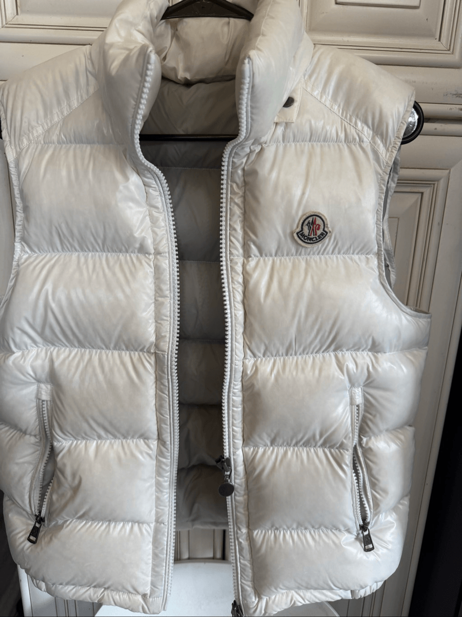 Moncler Women's Ghany Down Quilted Full Zip Puffer Vest White