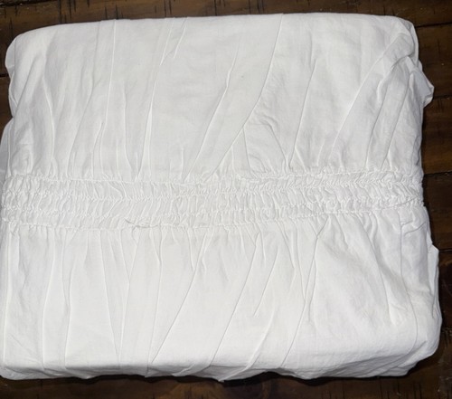 SIMPLY SHABBY CHIC White Ruched Smocked Ruffled Duvet- Twin - Picture 2 of 3