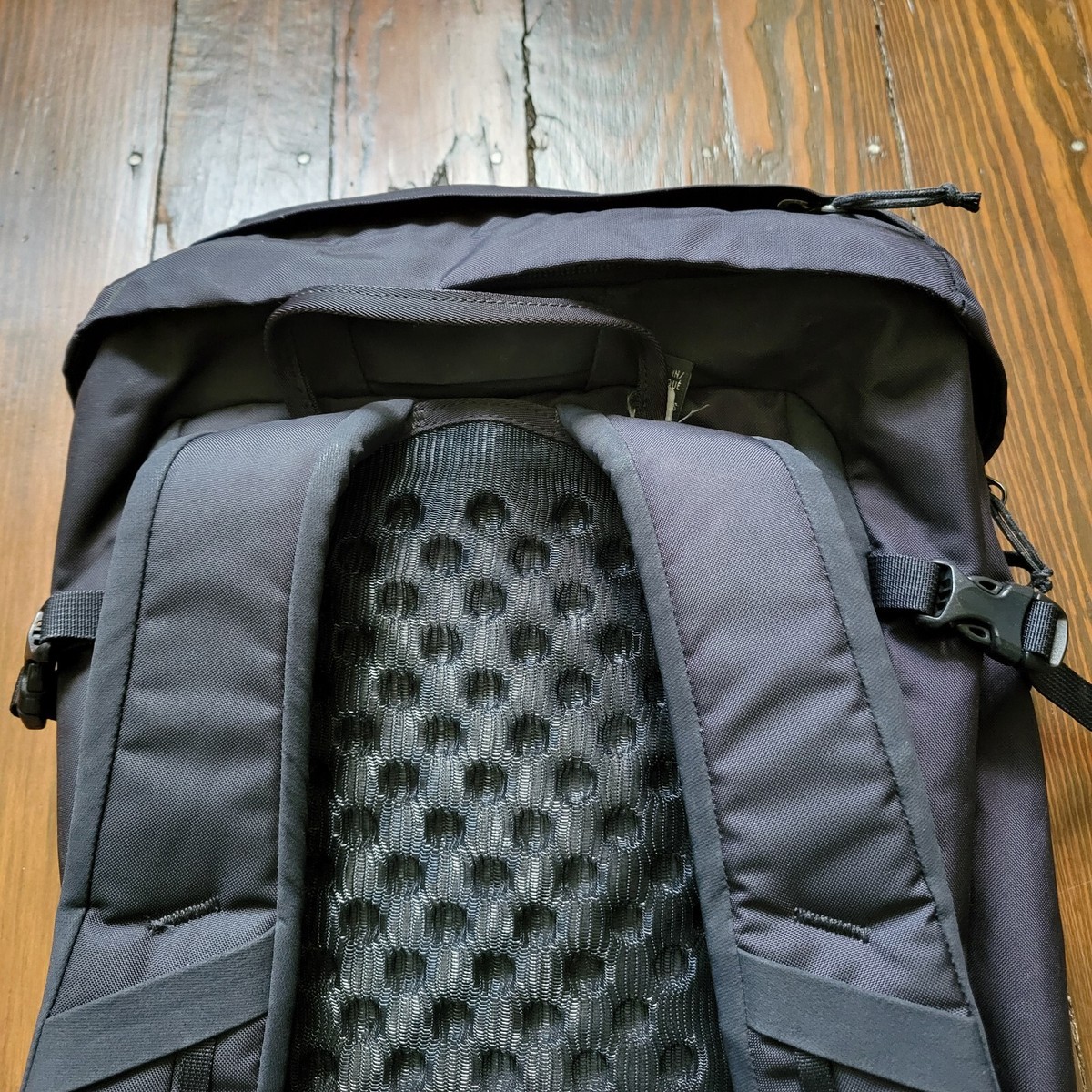 Arc'teryx Brize 25 L Backpack - Black | eBay