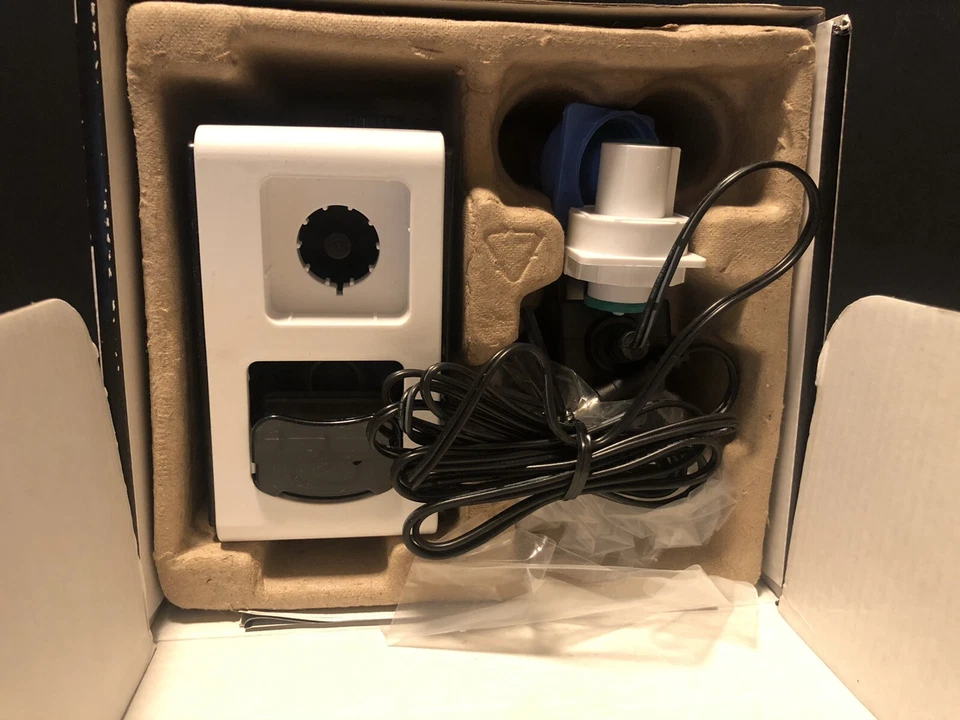 SPT Ultrasonic Cool Mist Personal Humidifier Travel Portable Compact SU-1053B  - Image 4 of 4