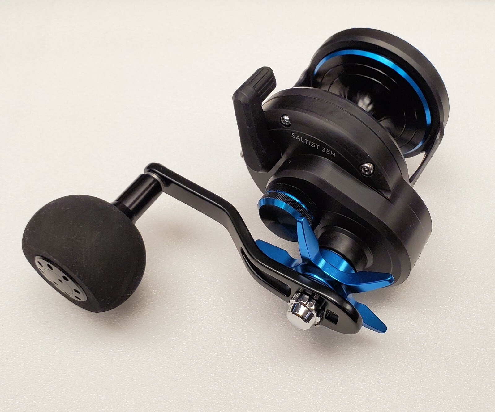 daiwa saltist black gold star drag