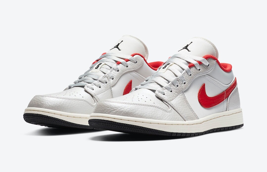 Nike Air Jordan 1 Low PRM Size 8.5 Metallic Silver University Red DA4668 001 Nike Air Jordan 1 Low PRM Size 8.5 Metallic Silver  main image 2