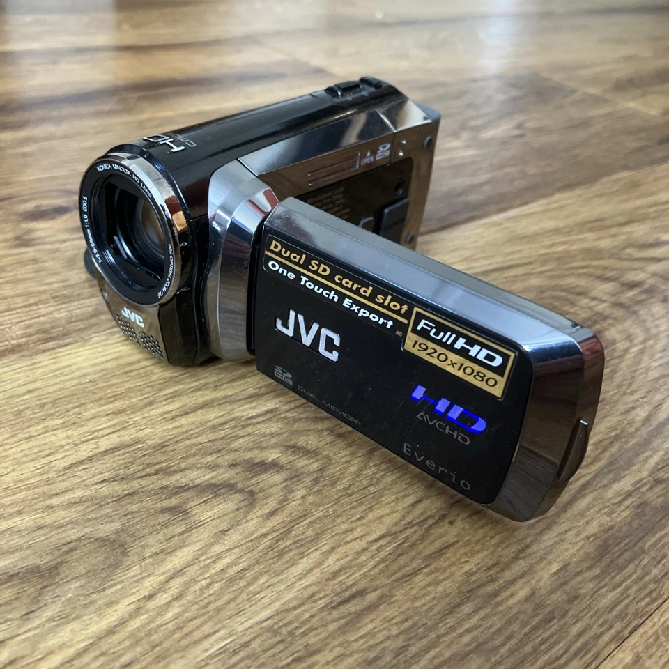 Vintage JVC Everio Compact Digital Camcorder Retro Camera Dual SD HD 20x Zoom - Image 4 of 4