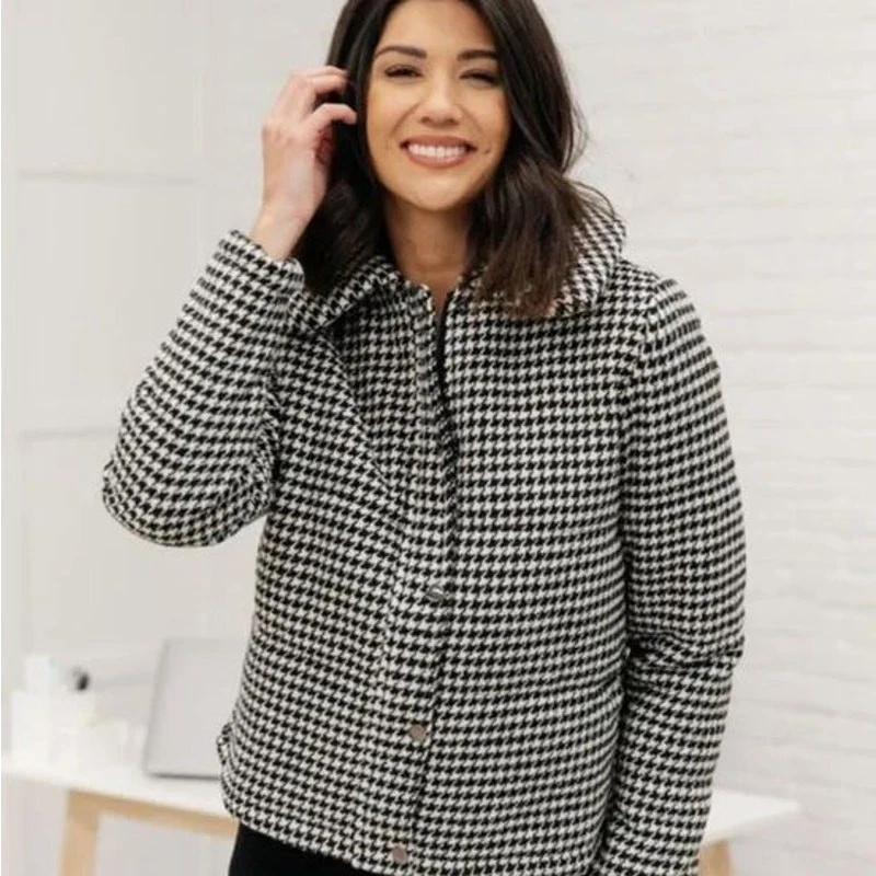 Andree by Unit Jacket Womens M Black White Houndstooth Puff Jacket NEW