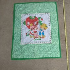 STRAWBERRY SHORTCAKE VTG Baby/toddler Quilted Blanket