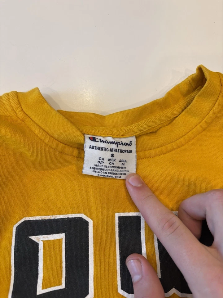 Champion University of Iowa Yellow Crewneck Size Small Iowa Hawkeyes - Image 2 of 2