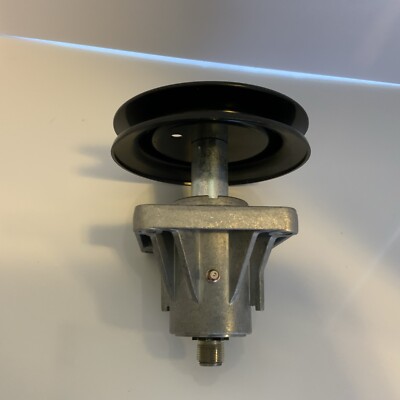 NON OEM Replacement For Cub-Cadet 918-0660 Spindle 