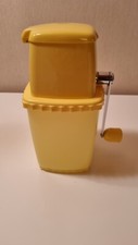 Eiscrusher manuell, Eiszerkleinerer mit Handkurbel, Ice Crusher, ohne Strom