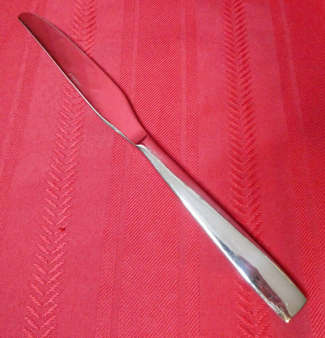 Oneida Metra Stainless Steel Flatware Set - Glossy Silverware In Great Used Condition