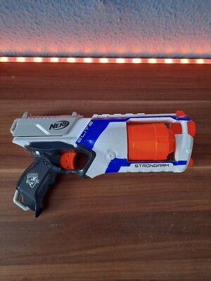 Nerf Elite Strongarm Blaster Rotationstrommel Schnellfeuer + 6 Nerf Elite Darts