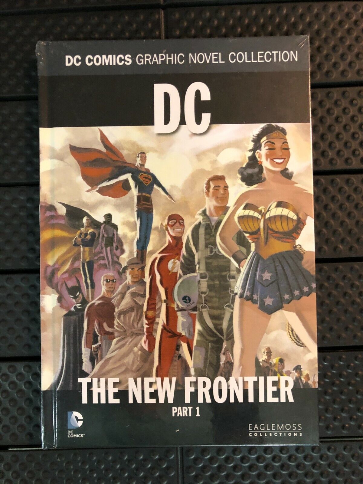 Hardcover DC Comic Graphic Novel Collection Eaglemoss - Comic Book Zone