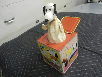 1966 MATTEL SNOOPY IN THE MUSIC BOX | eBay