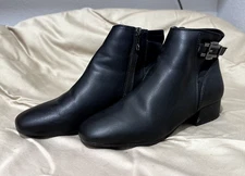 Easy Spirit Women's Black Booties with Side Zipper Brand New Size 7.5 W