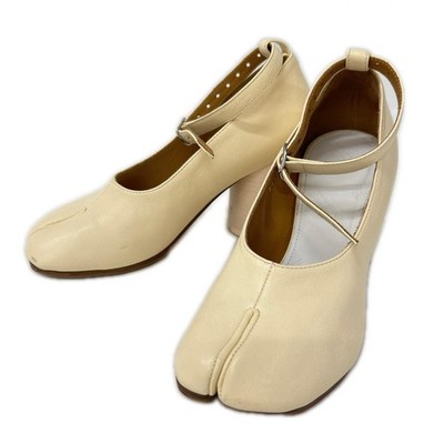 Maison Margiela 22 S34WL0021 TABI Ankle Strap Pumps shoes 35 Ivory