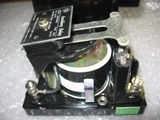 General Electric GE 12HGA33A2 Auxiliary Control Relay 125 Volts DC - New