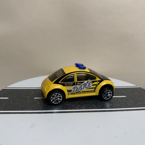Matchbox DARE D.A.R.E Volkswagen VW Concept 1 Beetle Bug Police Car Black/Yellow - Picture 13 of 16