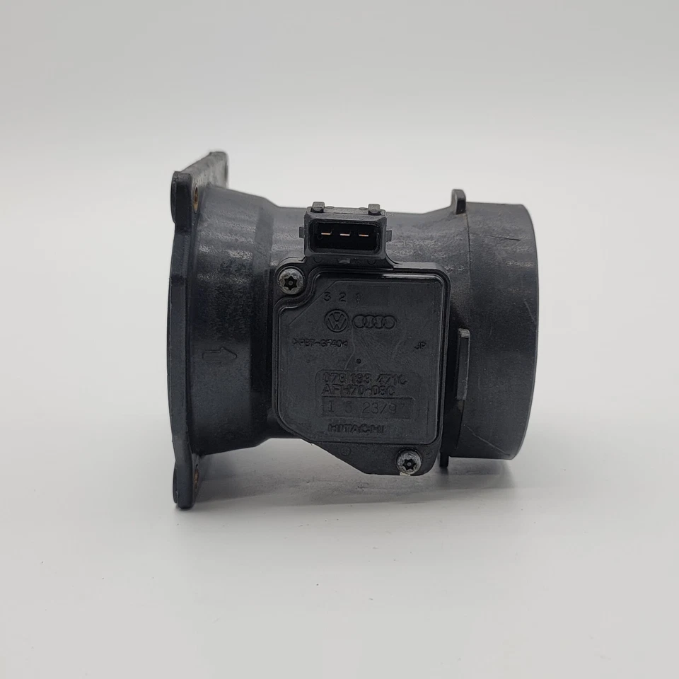 Sensor medidor de flujo de aire Hitachi 078133471C Audi A4 B5 1994-2001 Foto 3 de 4
